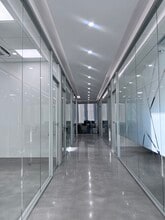 850 NW 42nd Ave, Miami, FL à louer Photo intérieure- Image 2 de 4