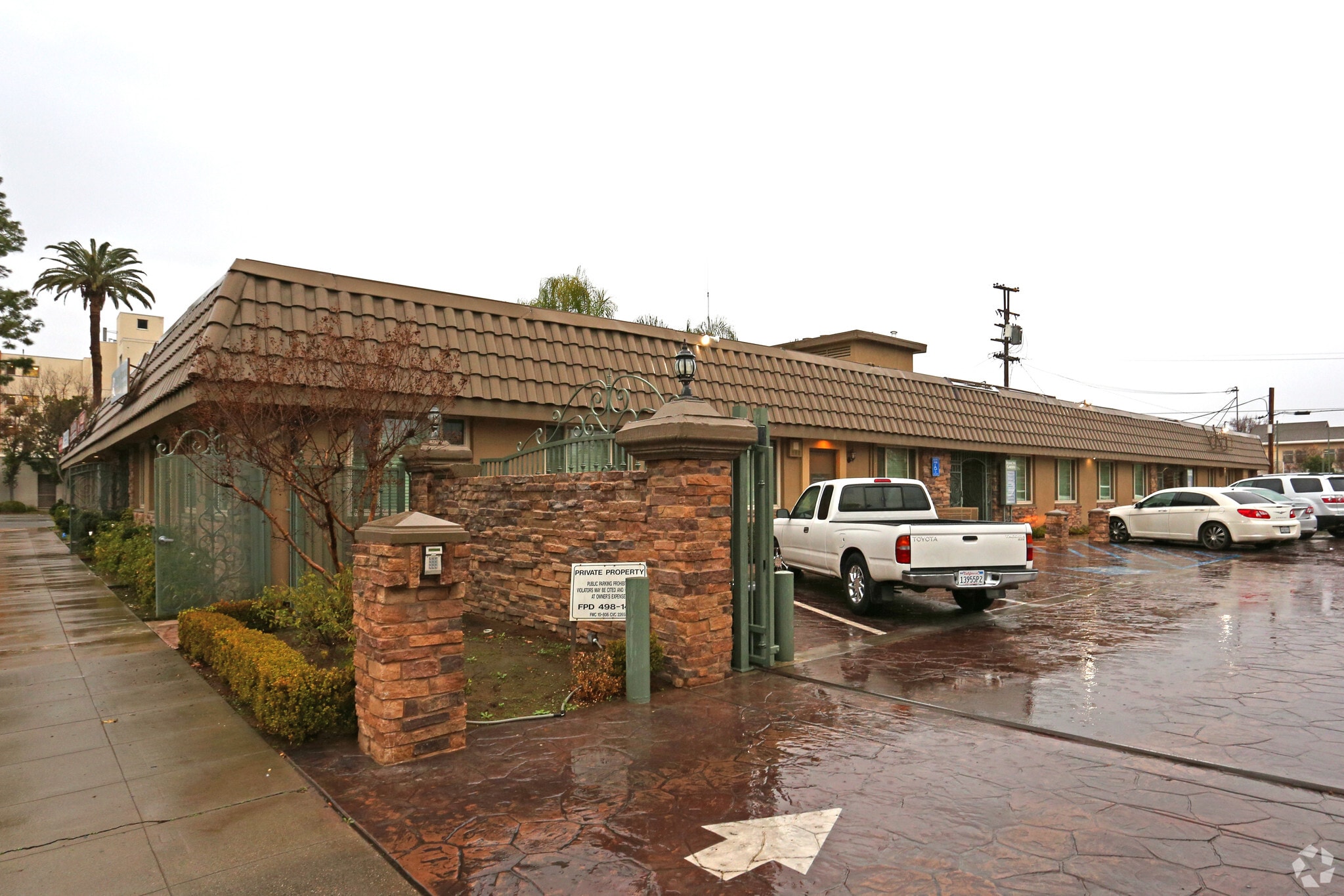 2900 Fresno St, Fresno, CA à louer Photo principale- Image 1 de 10