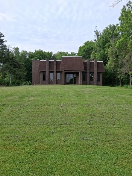 3 Turner Dr, Spencerport, NY for sale - Building Photo - Image 2 of 16