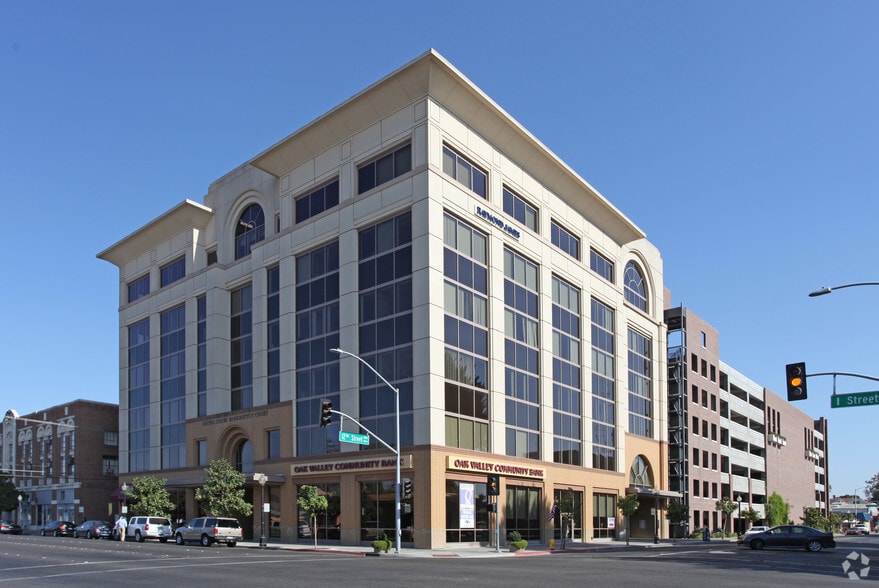 1200 I St, Modesto, CA for lease - Primary Photo - Image 3 of 6