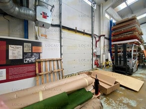 Flex in Argenteuil for lease Building Photo- Image 1 of 4