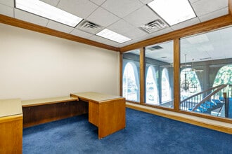 310 Main St, Lemont, IL for lease Interior Photo- Image 1 of 16