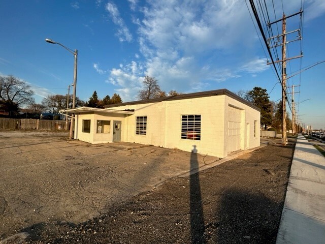 4512 75th St, Kenosha, WI for sale - Building Photo - Image 2 of 4