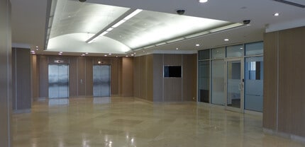 10 Kelfield St, Toronto, ON à louer Hall d’entrée- Image 1 de 4