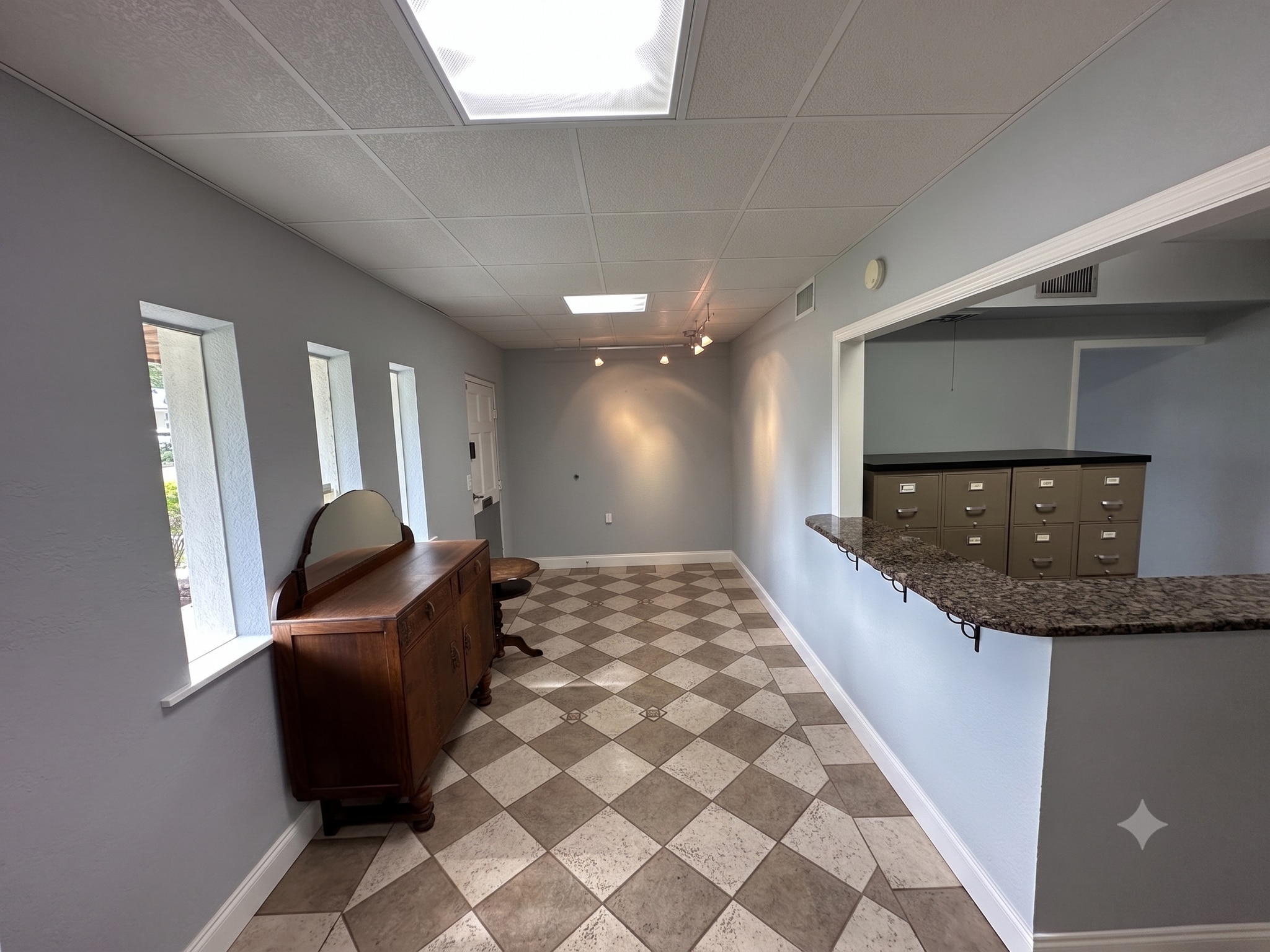 6100 N Nebraska Ave, Tampa, FL à louer Photo intérieure- Image 1 de 24