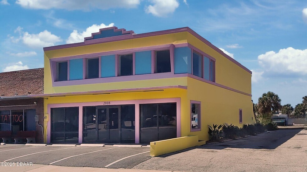 2008 S Atlantic Ave, Daytona Beach Shores, FL for lease - Primary Photo - Image 1 of 15
