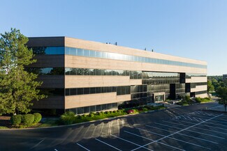 Plus de détails pour 425 S Woods Mill Rd, Town And Country, MO - Bureau à louer