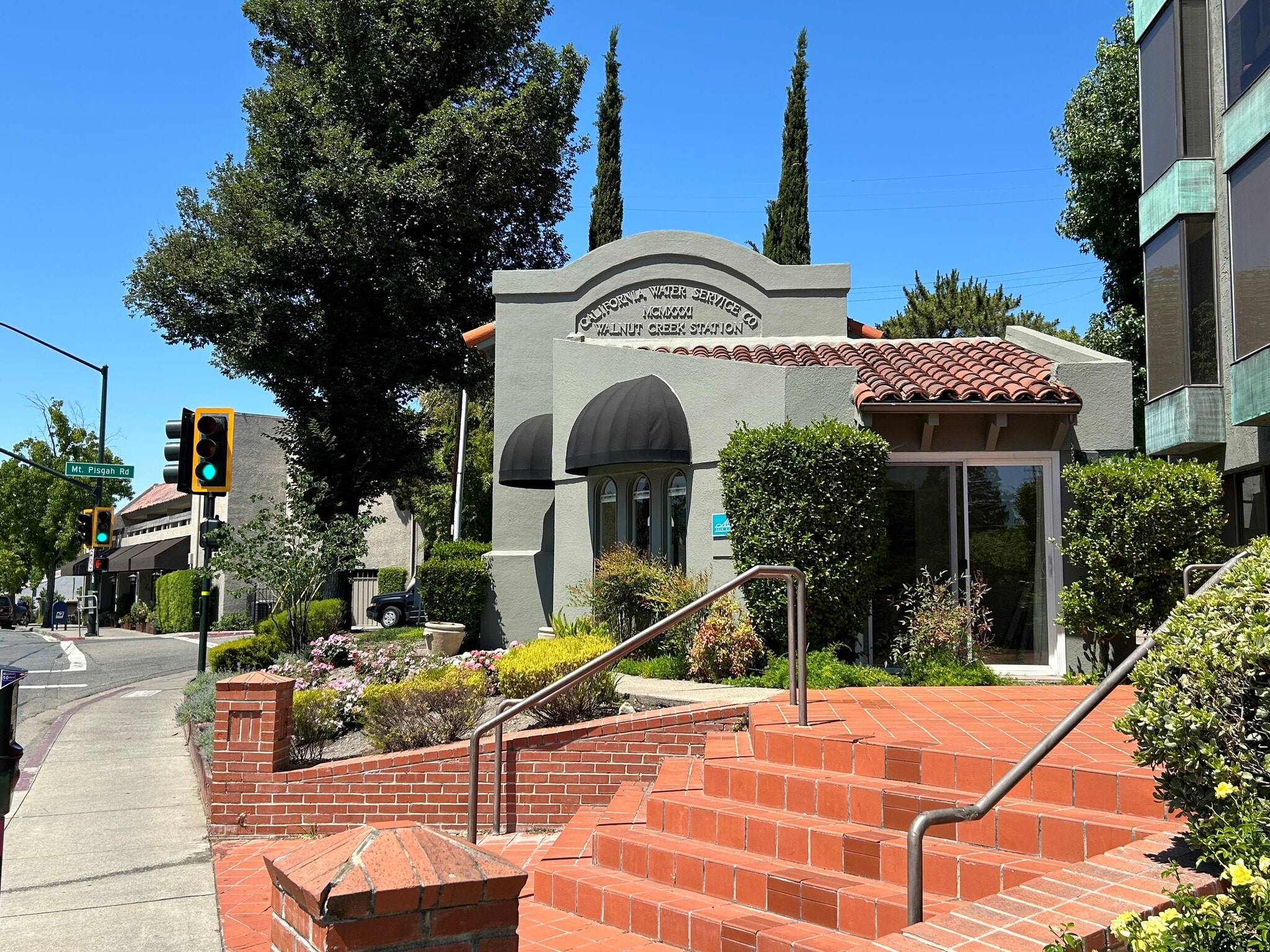 1200 Mt Diablo Blvd, Walnut Creek, CA for lease Interior Photo- Image 1 of 10