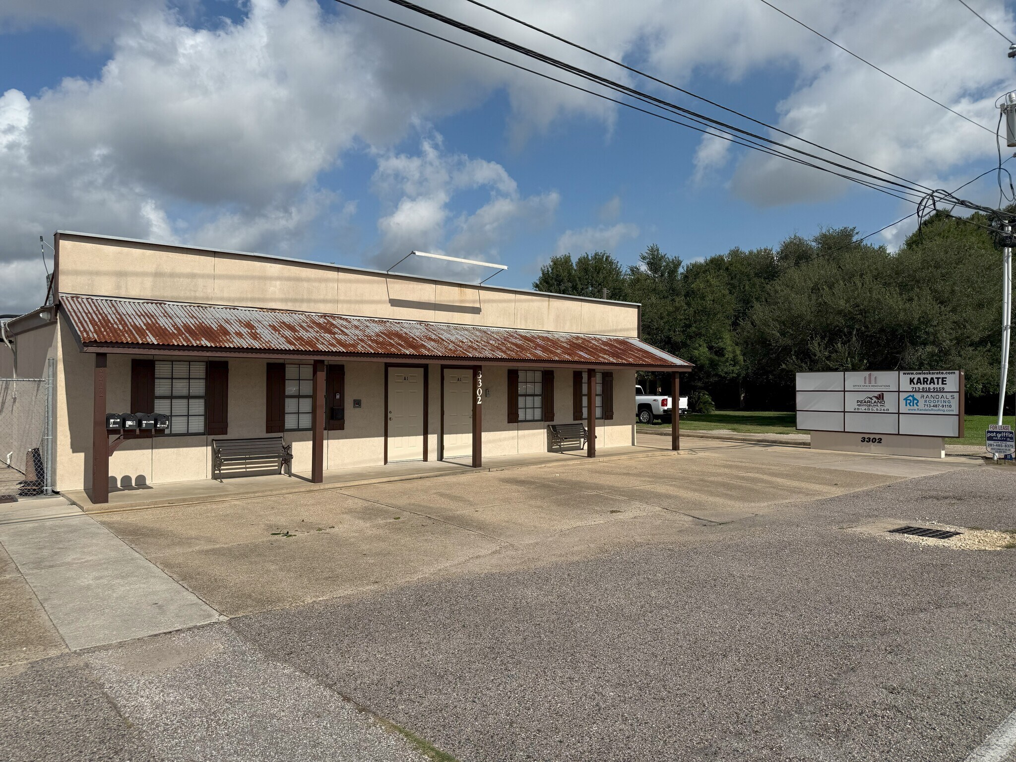 3302 Old Alvin Rd, Pearland, TX à vendre Photo du bâtiment- Image 1 de 1