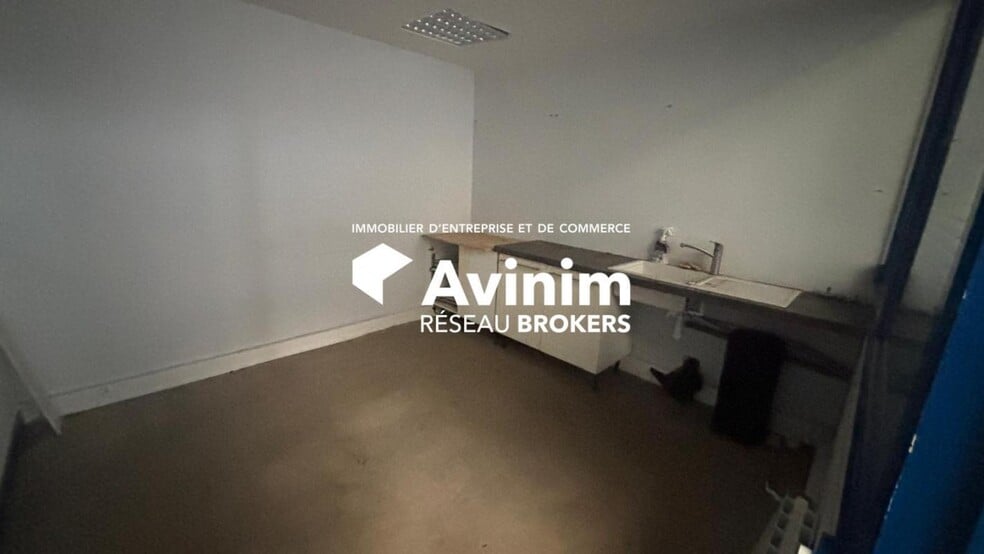 Industrial in Le Havre for lease - Interior Photo - Image 2 of 8