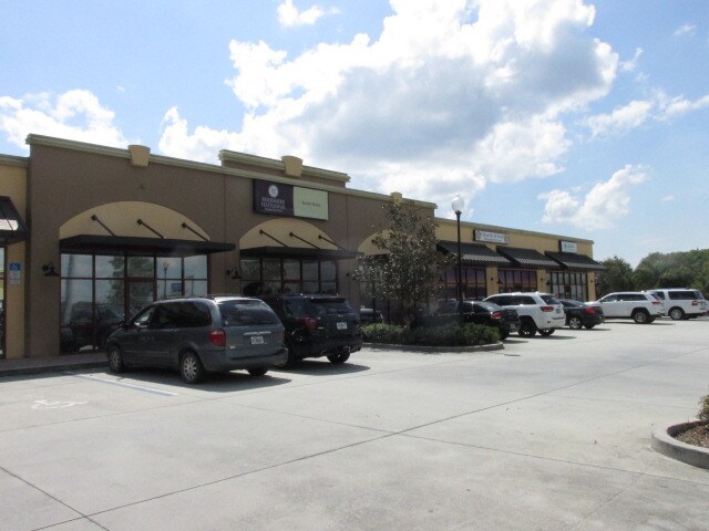 2001-2031 Hickory Tree Rd, Saint Cloud, FL à louer - Photo du bâtiment - Image 1 de 9