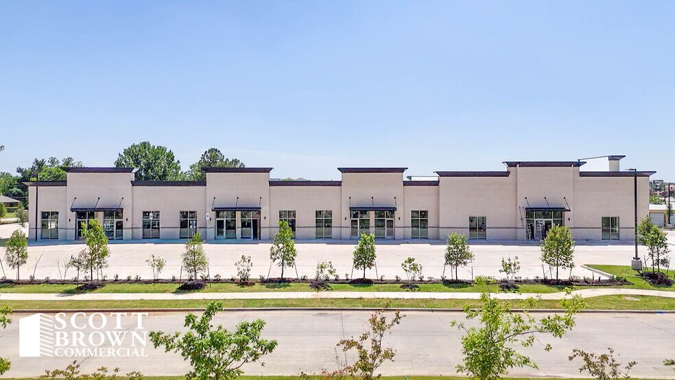 500 Pine Ridge Lane, Aubrey, TX à vendre - Photo du bâtiment - Image 2 de 8