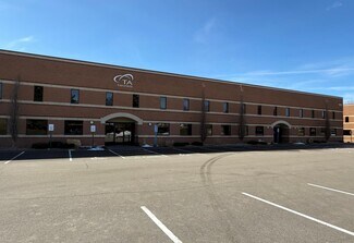 Plus de détails pour 9675 W 76th St, Eden Prairie, MN - Local d'activités à louer