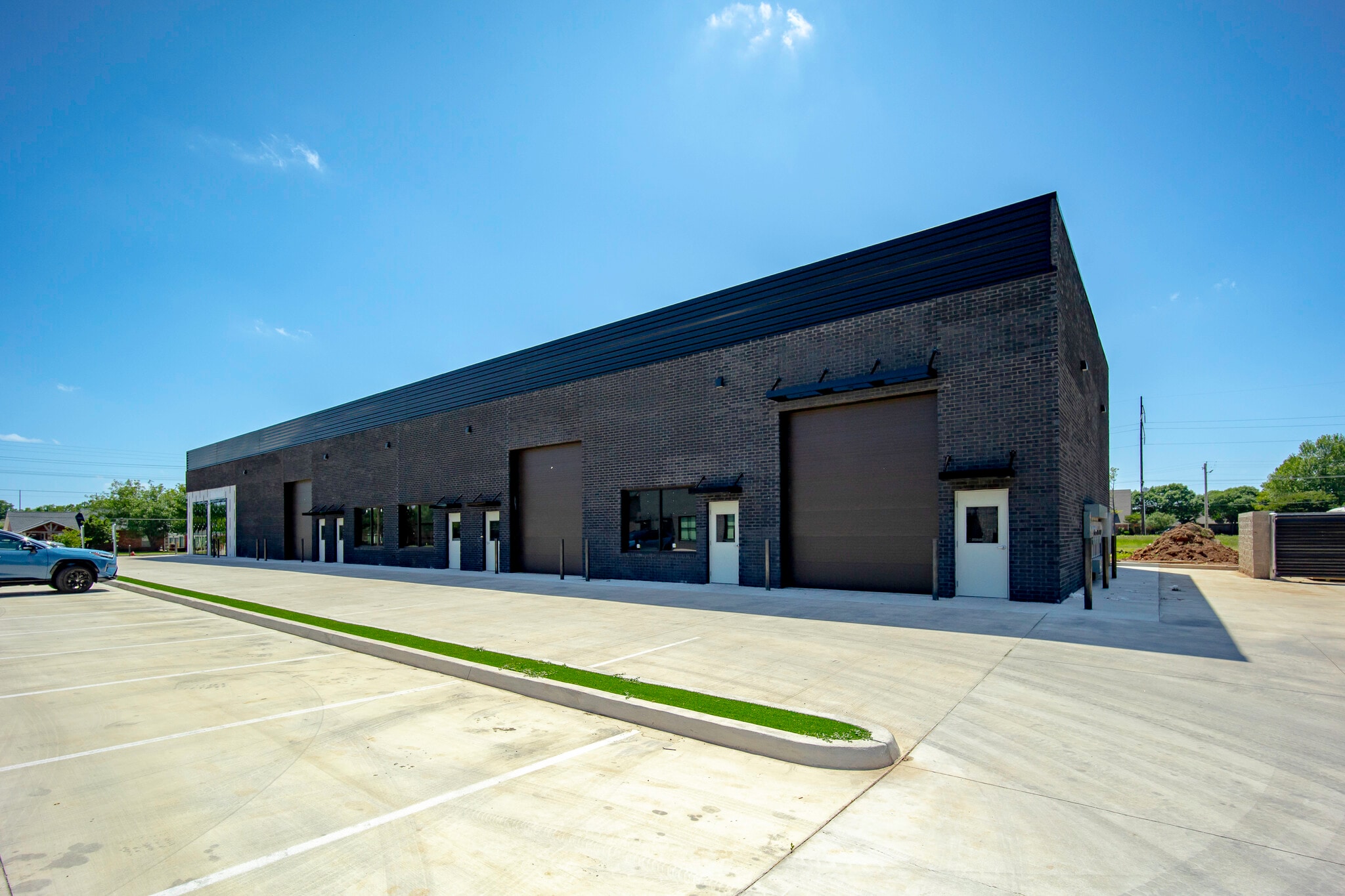 4701 W Main St, Norman, OK for lease Interior Photo- Image 1 of 17