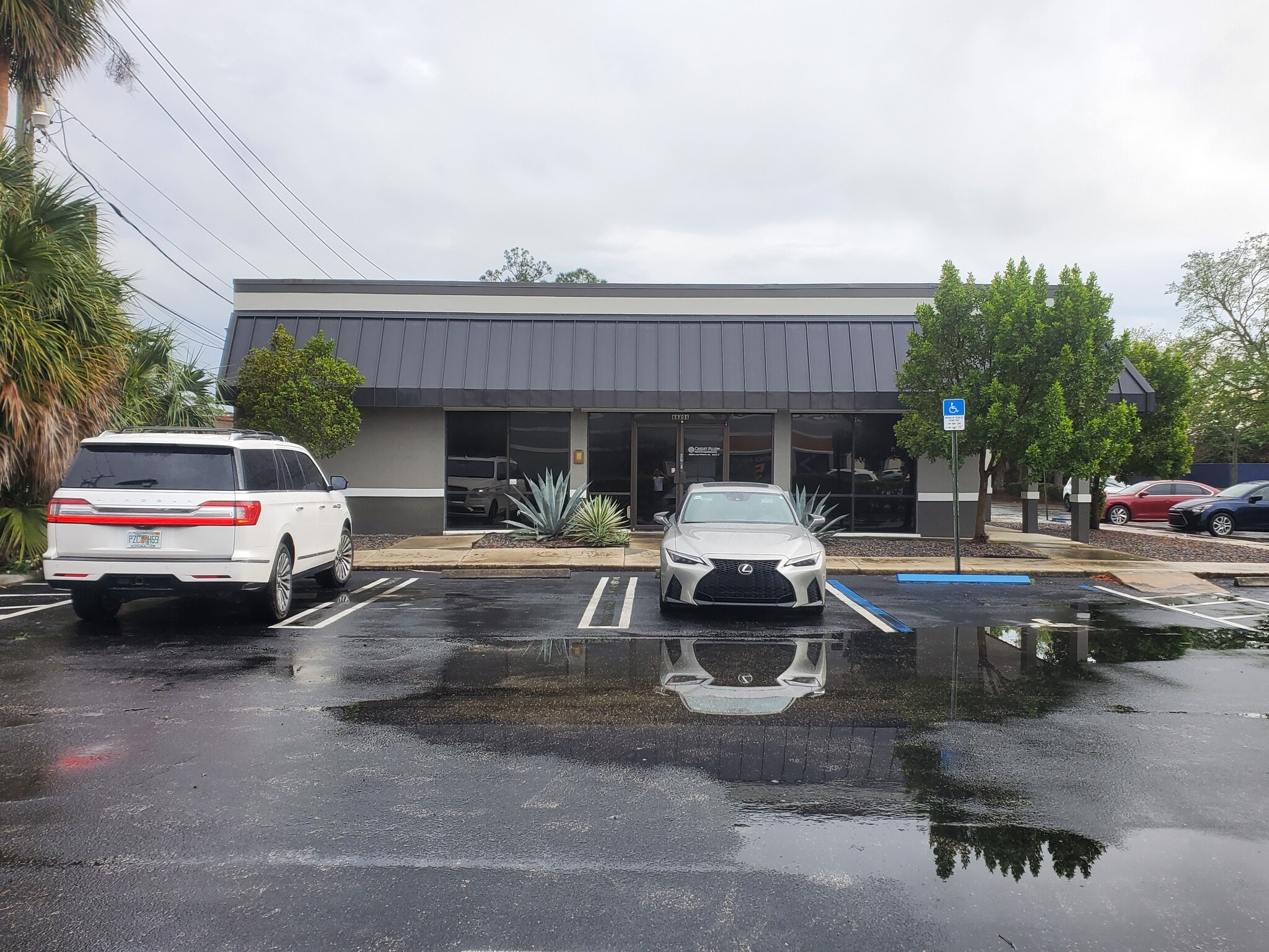 6620 Lake Worth Rd, Lake Worth, FL for lease Primary Photo- Image 1 of 9