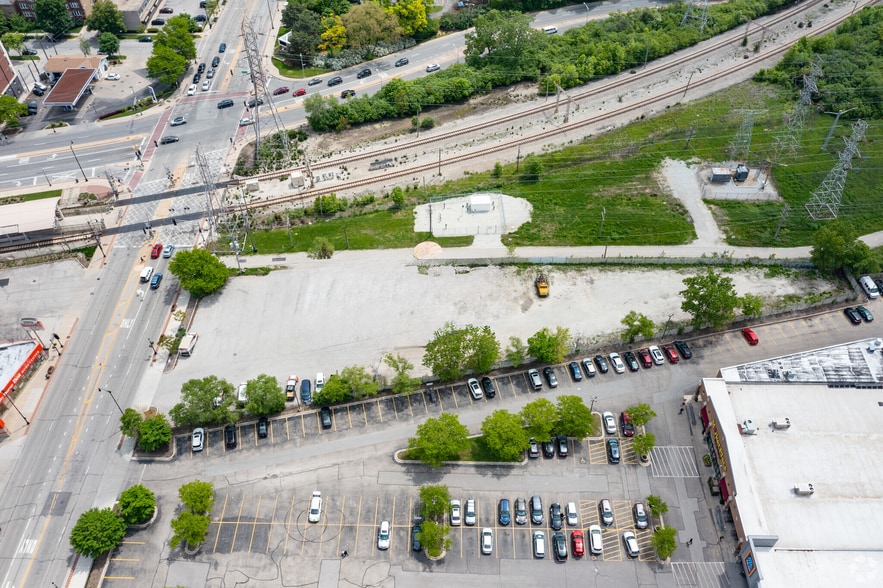 4811 Oakton St, Skokie, IL for sale - Aerial - Image 2 of 2