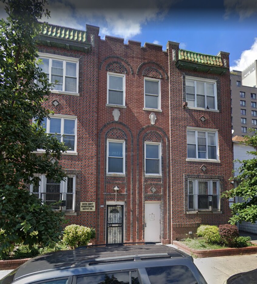 3764 72nd St, Jackson Heights, NY for sale Primary Photo- Image 1 of 2