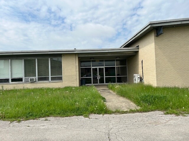 215 Engle Rd, Industry, PA à vendre - Photo du bâtiment - Image 2 de 17