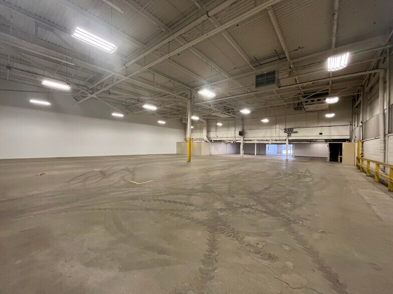 566 Riverview Dr, Chatham-Kent, ON à vendre - Photo intérieure - Image 3 de 5