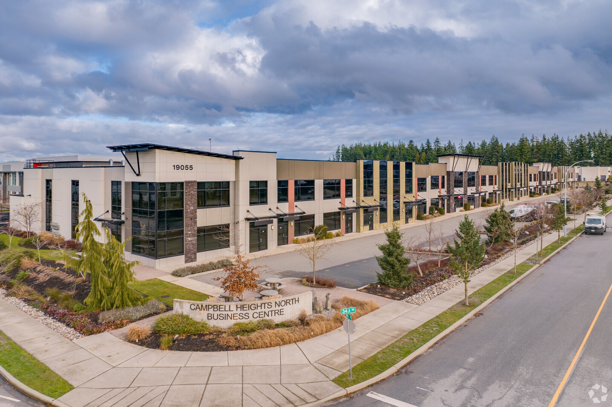 19055 34A Ave, Surrey, BC for sale Primary Photo- Image 1 of 1