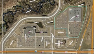 More details for 5630 Saint Croix Trl, North Branch, MN - Retail for Sale