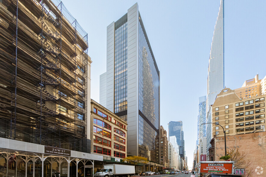 40 W 57th St, New York, NY for lease - Building Photo - Image 1 of 4