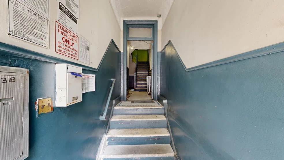359 E 34th St, Brooklyn, NY for sale - Matterport 3D Scan - Image 2 of 14