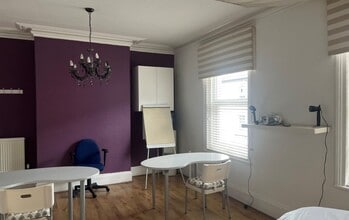 8 Clytha Park Rd, Newport à louer Photo intérieure- Image 2 de 2