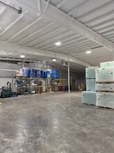 123 Larned St, Syracuse, NY for lease Interior Photo- Image 2 of 12