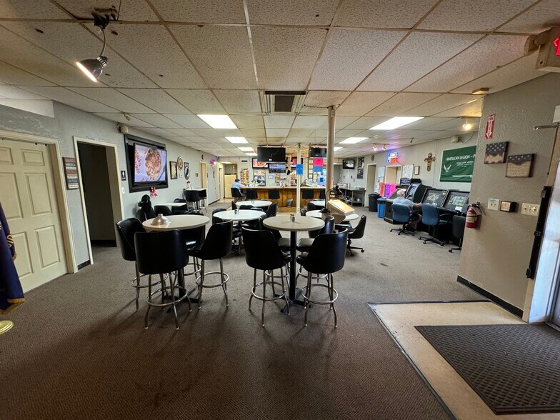 1109-1137 Burton Hill Rd, Fort Worth, TX à louer - Photo intérieure - Image 2 de 15