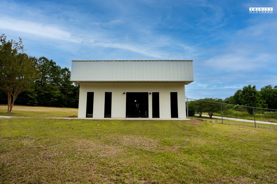 119 Waters Ferry Rd, Gilbert, SC à louer - Photo du bâtiment - Image 2 de 3