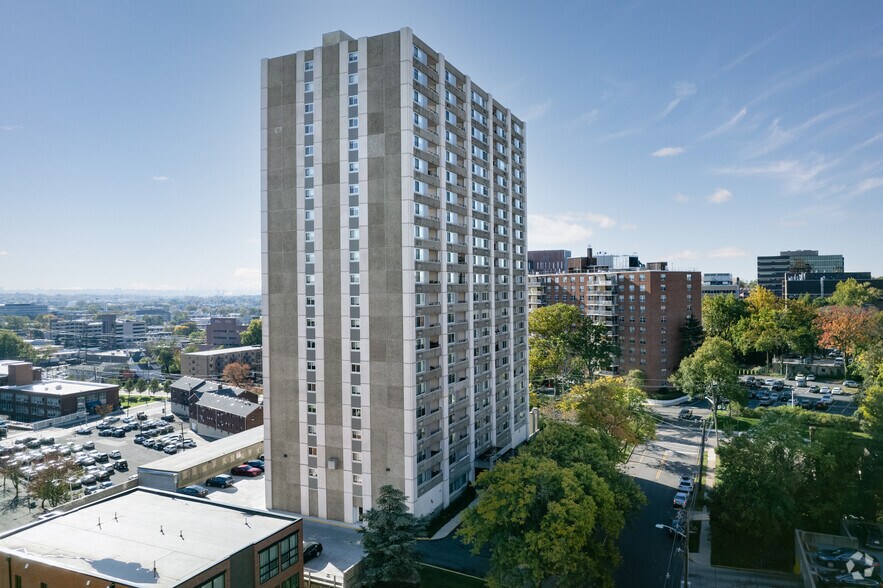 130 Overlook Ave, Hackensack, NJ à louer - Photo du bâtiment - Image 2 de 4