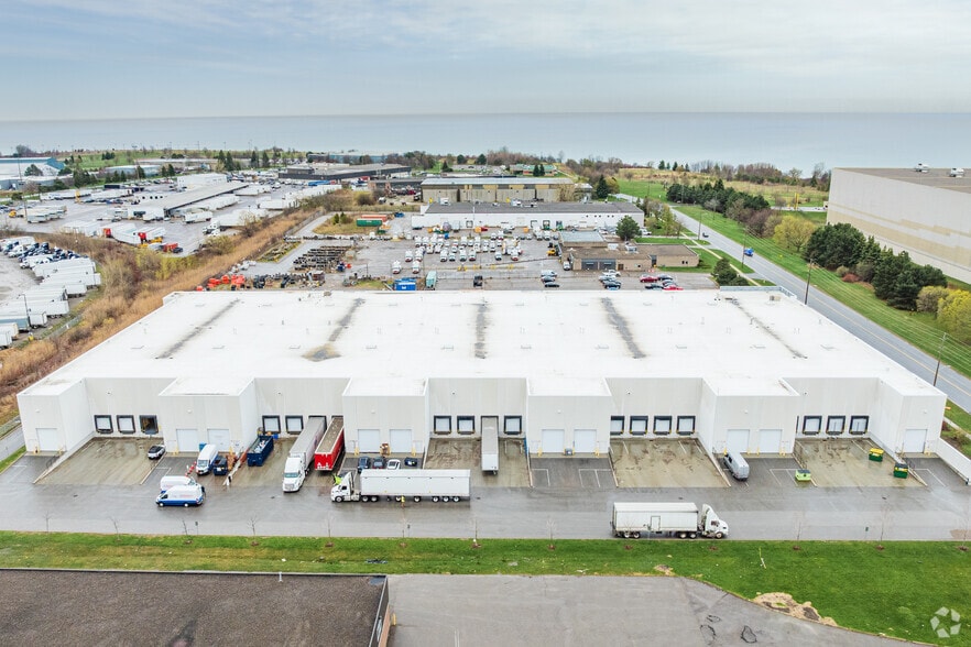 1155 Boundary Rd, Oshawa, ON à vendre - Aérien - Image 2 de 3