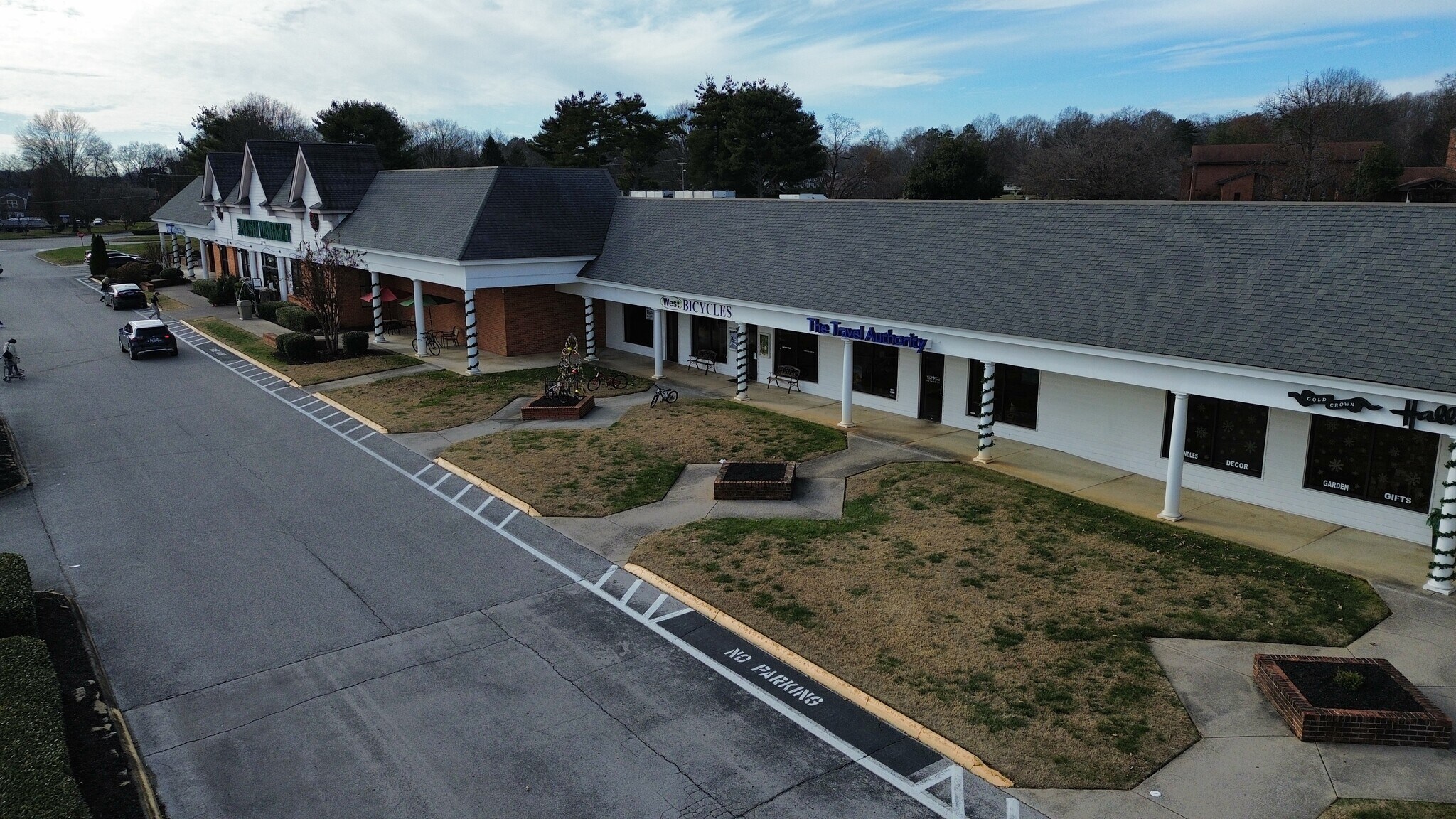 11441-11543 Kingston Pike, Knoxville, TN for lease Building Photo- Image 1 of 3