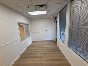 1002-1022 W State Road 436, Altamonte Springs, FL for lease Interior Photo- Image 2 of 4