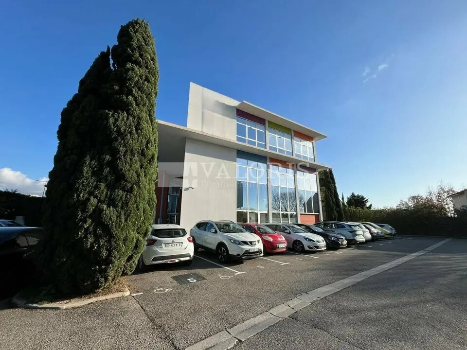 Office in Marseille for lease Building Photo- Image 1 of 13