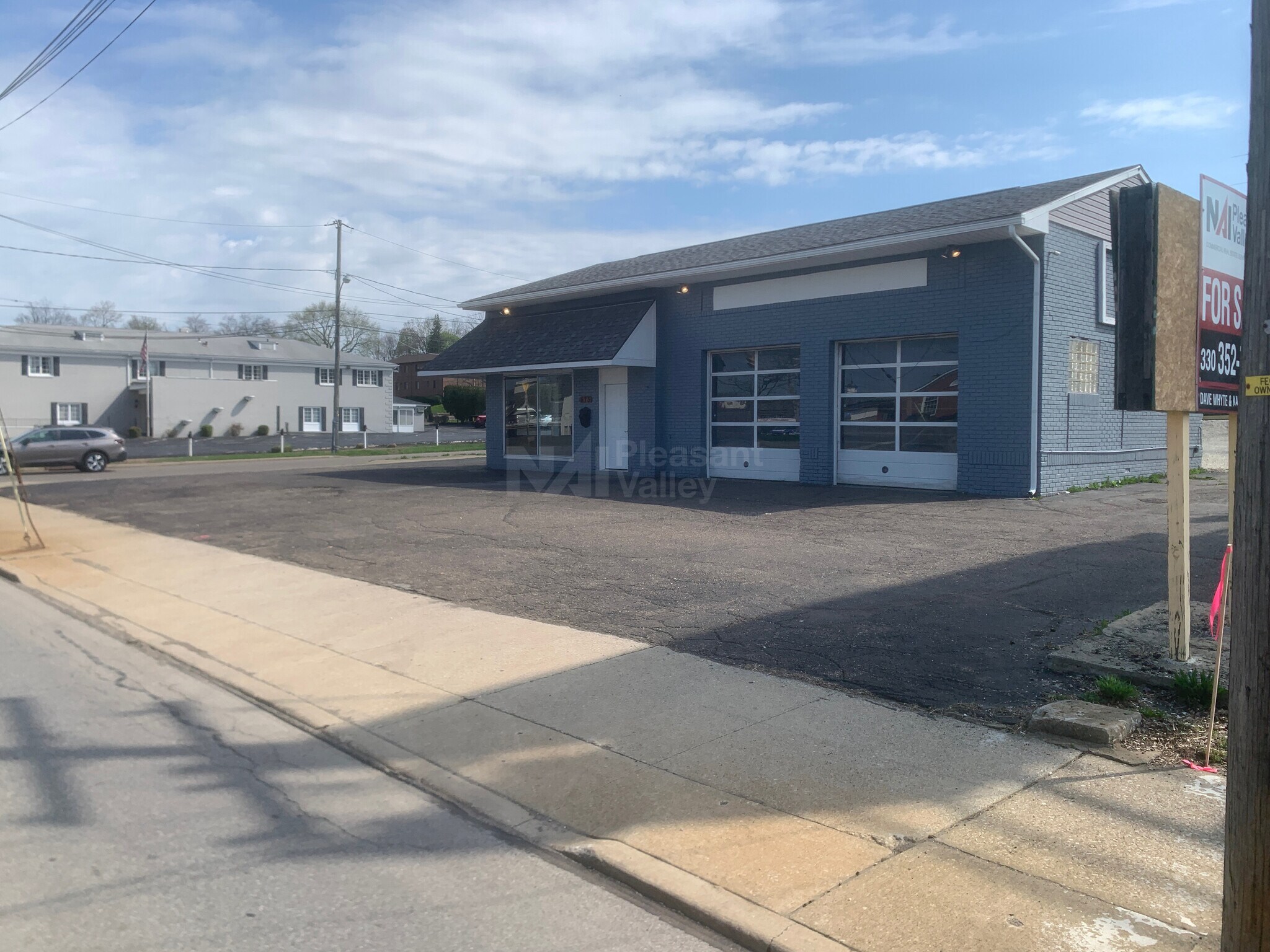 575 Canton Rd, Akron, OH à vendre Photo du bâtiment- Image 1 de 1