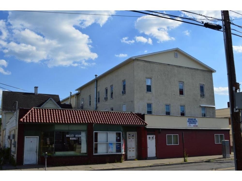 196-204 Grand Ave, Johnson City, NY for sale Primary Photo- Image 1 of 1