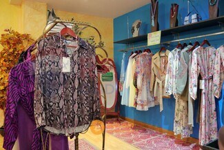 Plus de détails pour Commerce de détail à vendre