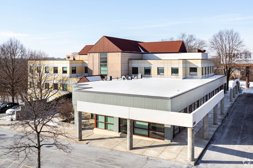 2800 Royal Ave, Madison, WI for lease - Building Photo - Image 3 of 7