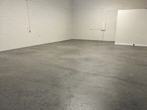 550 Martin Road, Palm Bay, FL à louer Photo intérieure- Image 1 de 4