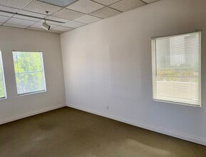 1460 7th St, Santa Monica, CA for lease Interior Photo- Image 2 of 6
