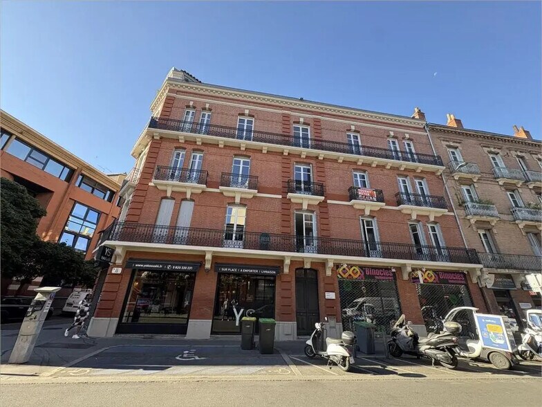 12 Rue Gabriel Péri, Toulouse à louer - Photo du bâtiment - Image 2 de 24