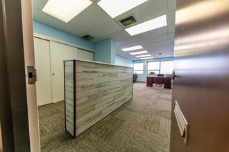 50 Crestwood Executive Ctr, Saint Louis, MO à louer Photo intérieure- Image 1 de 4