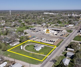 Plus de détails pour 806 S Esplanade St, Cuero, TX - Terrain à vendre