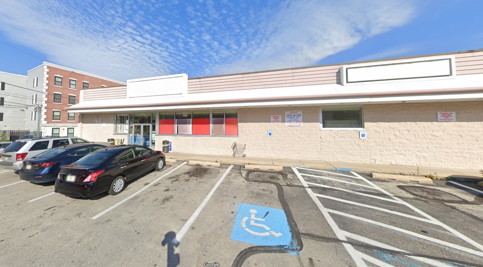 5911 Ridge Ave, Philadelphia, PA for lease - Building Photo - Image 2 of 3