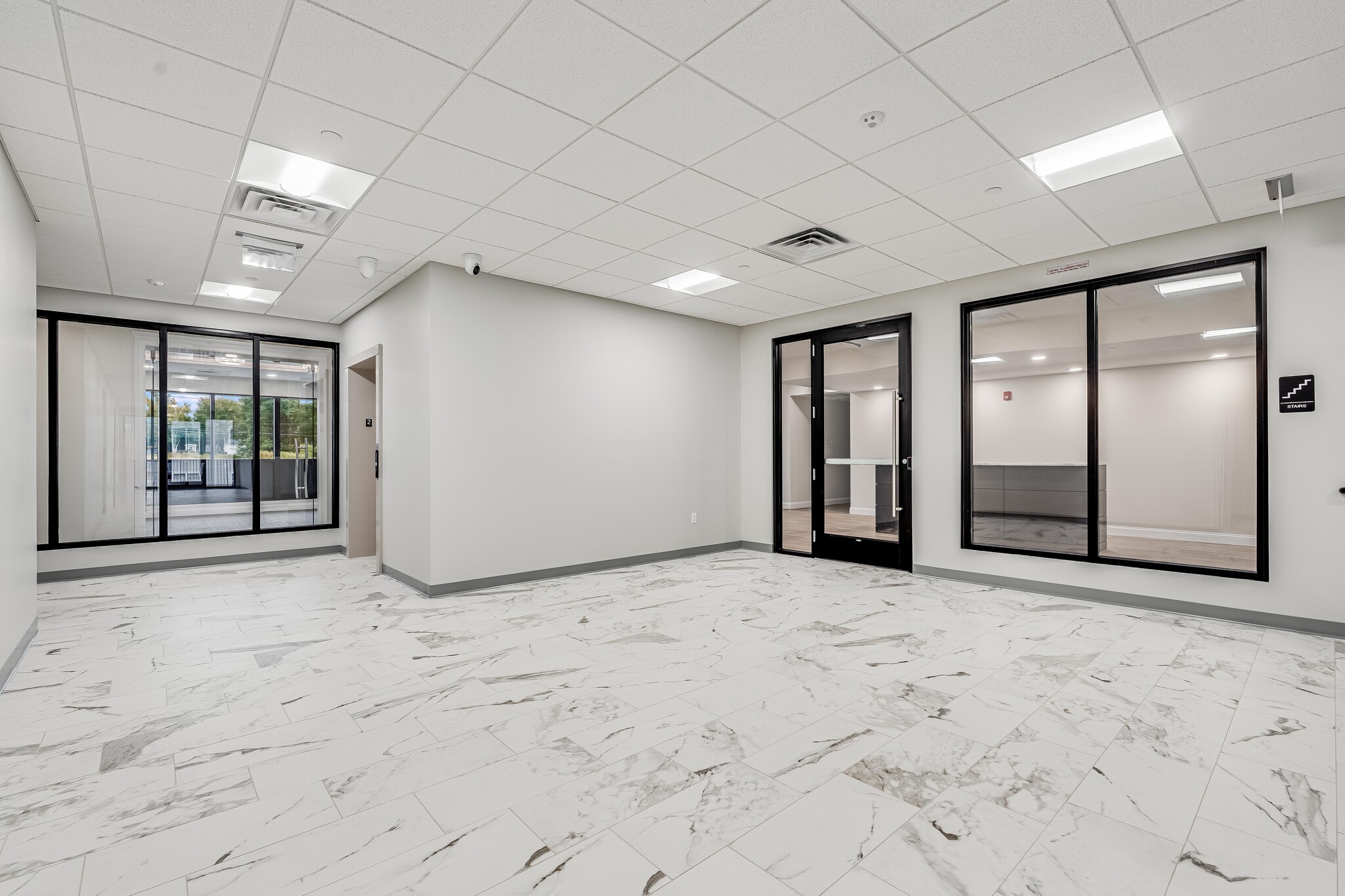 1274 Osgood St, North Andover, MA for lease Interior Photo- Image 1 of 27