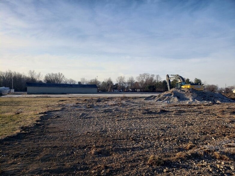 501 S A St, Elwood, IN for sale - Construction Photo - Image 3 of 6