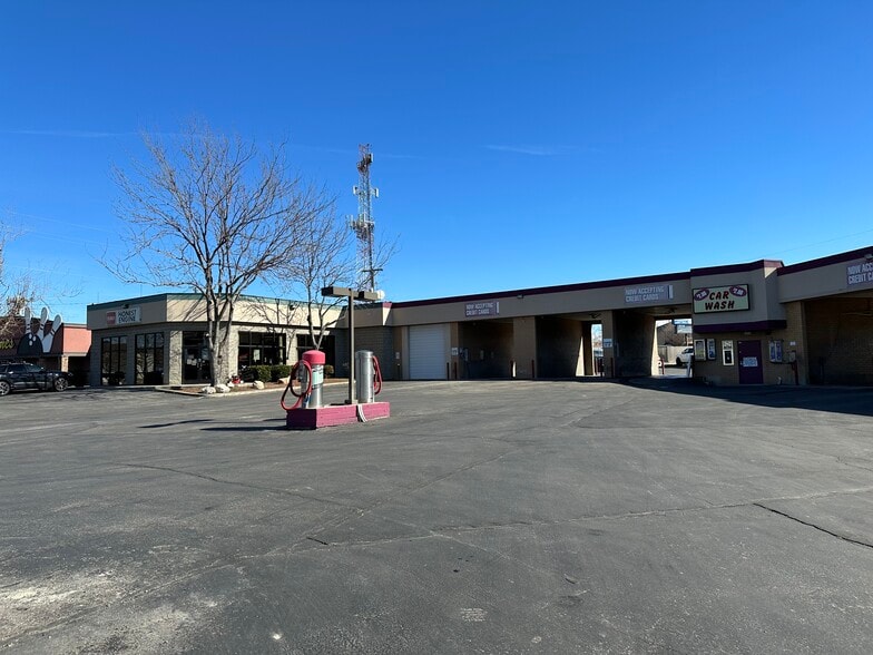 1380 Main St, Layton, UT à louer - Photo du bâtiment - Image 2 de 2