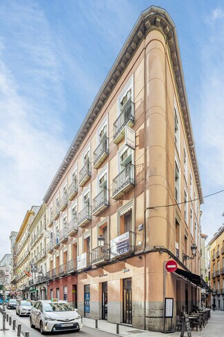 More details for Calle Cruz, 6, Madrid - Retail for Lease